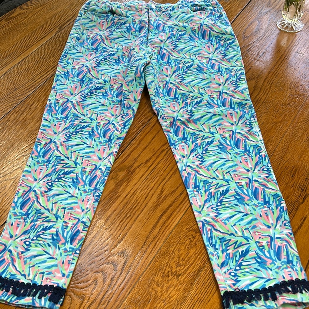 Simply Southern pastel colors stretchy jeans. Tassel hems.  No size tag.